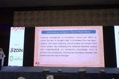 vlcsnap-2025-12-04-17h20m31s916